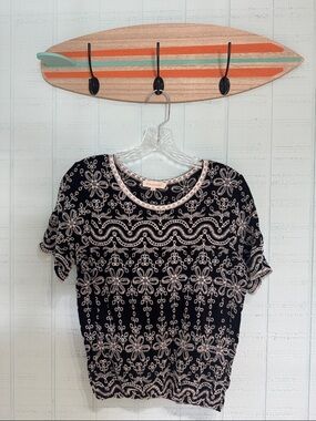 Women’s Black Floral Lace-Trim Top